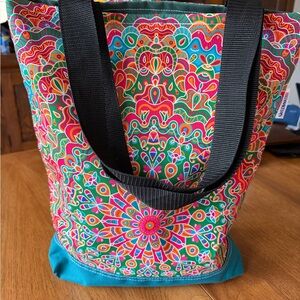 Freakflops Floral Pattern Tote Bag - Green & Pink